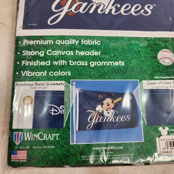 MLB Disney New York Yankees 3'x 5' Wincraft Deluxe Mickey Flag New - Picture 3 of 5